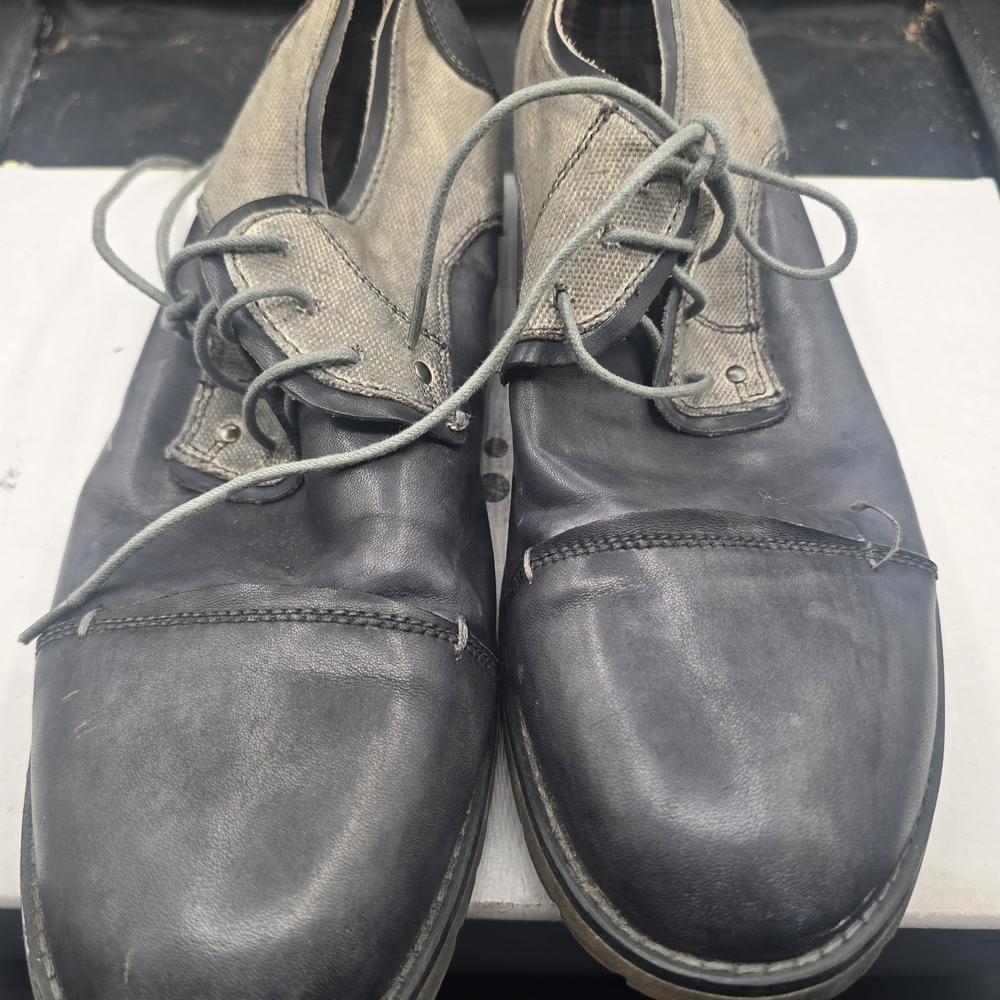BED|STU Two-Tone Black‎ and Gray Oxfords